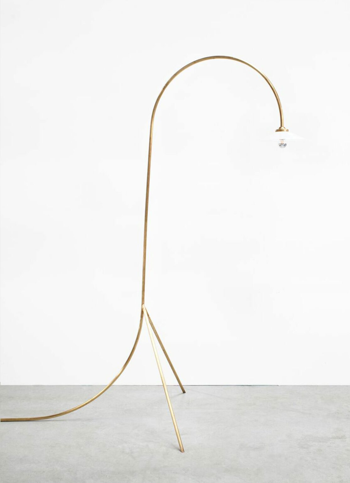 Valerie Objects Muller van Severen Standing Lamp No1 dif