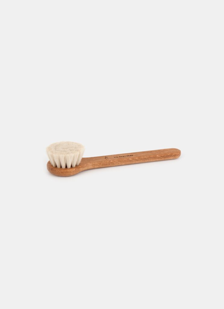 Iris Hantverk - Face brush for wet use - Horse Hair