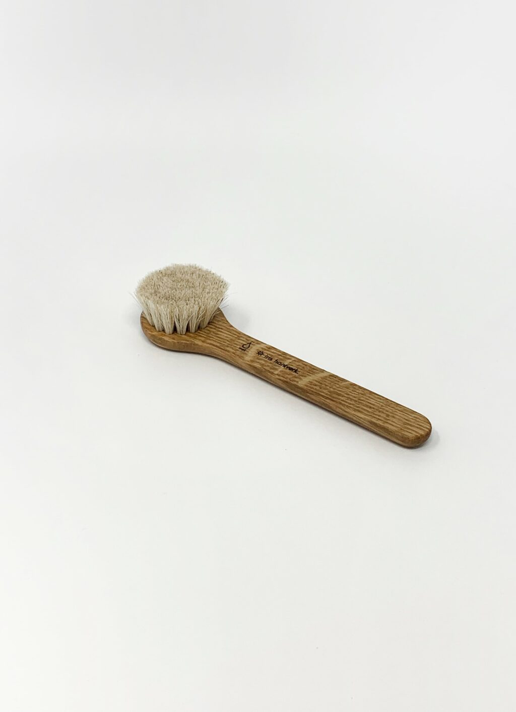 Iris Hantverk - Face brush for wet use - Horse Hair