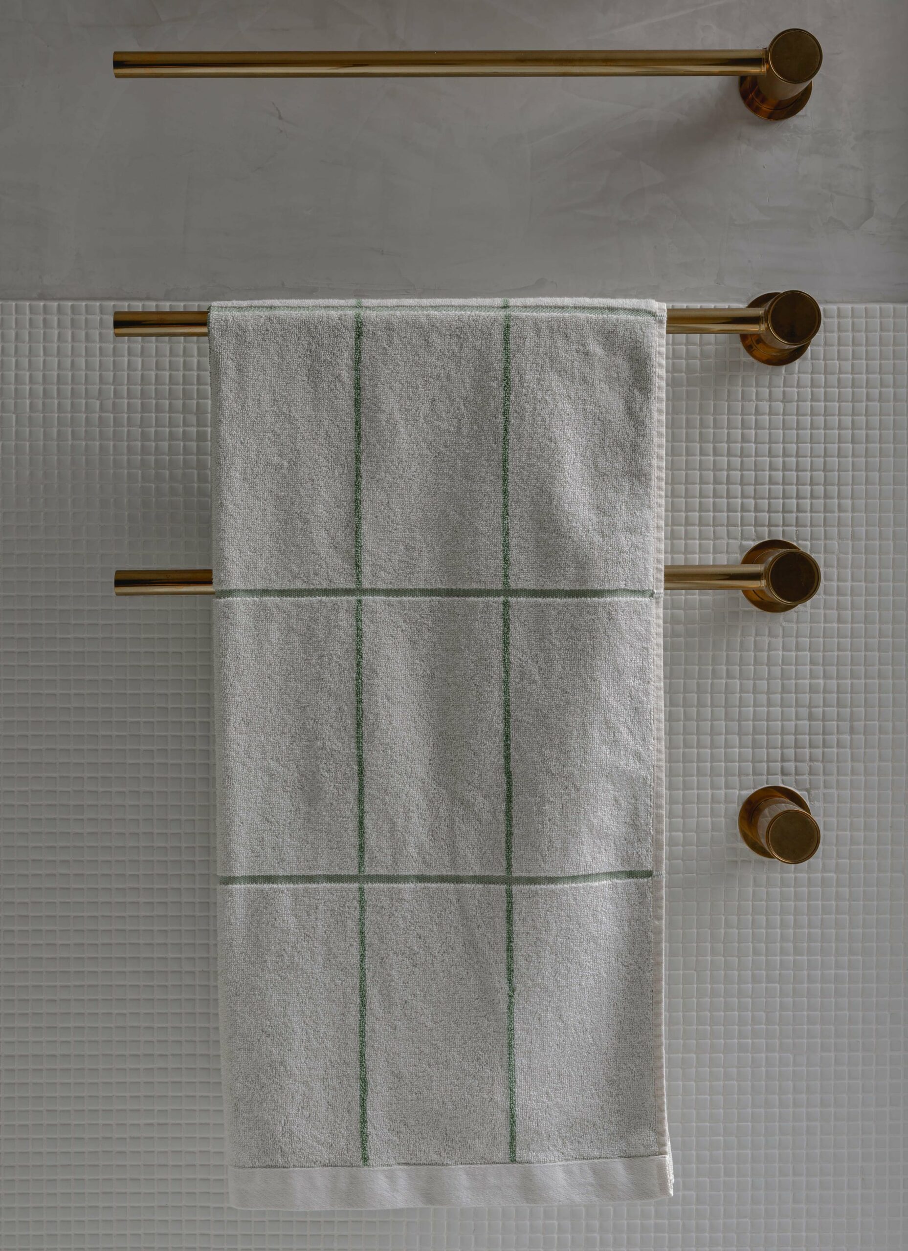 Baina - Organic Cotton - Bath Towel - Bethell - Sage and Chalk - 140 x 70cm