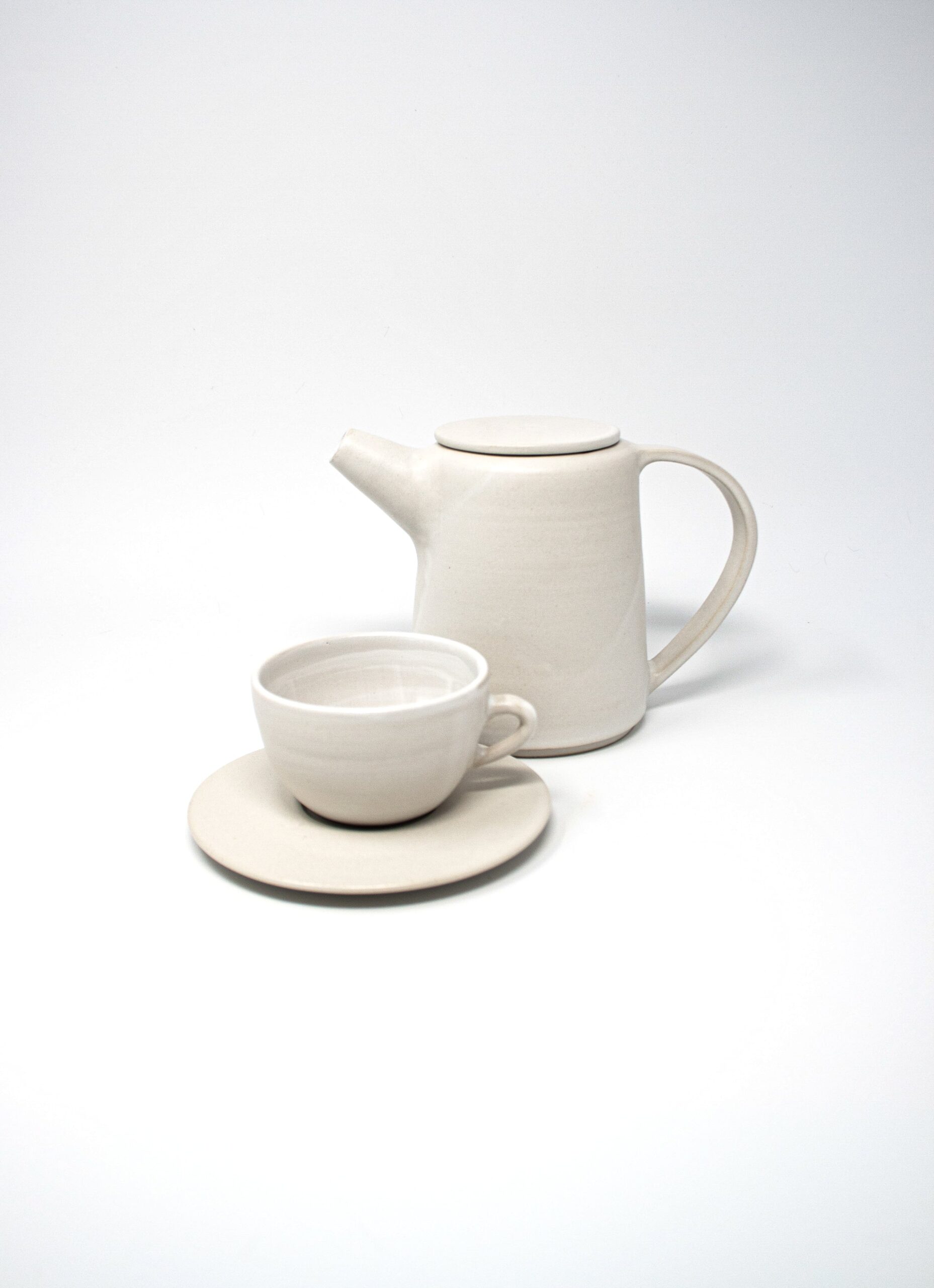 Kolektiv DVA - Handmade Stoneware Teapot - white matte glazed
