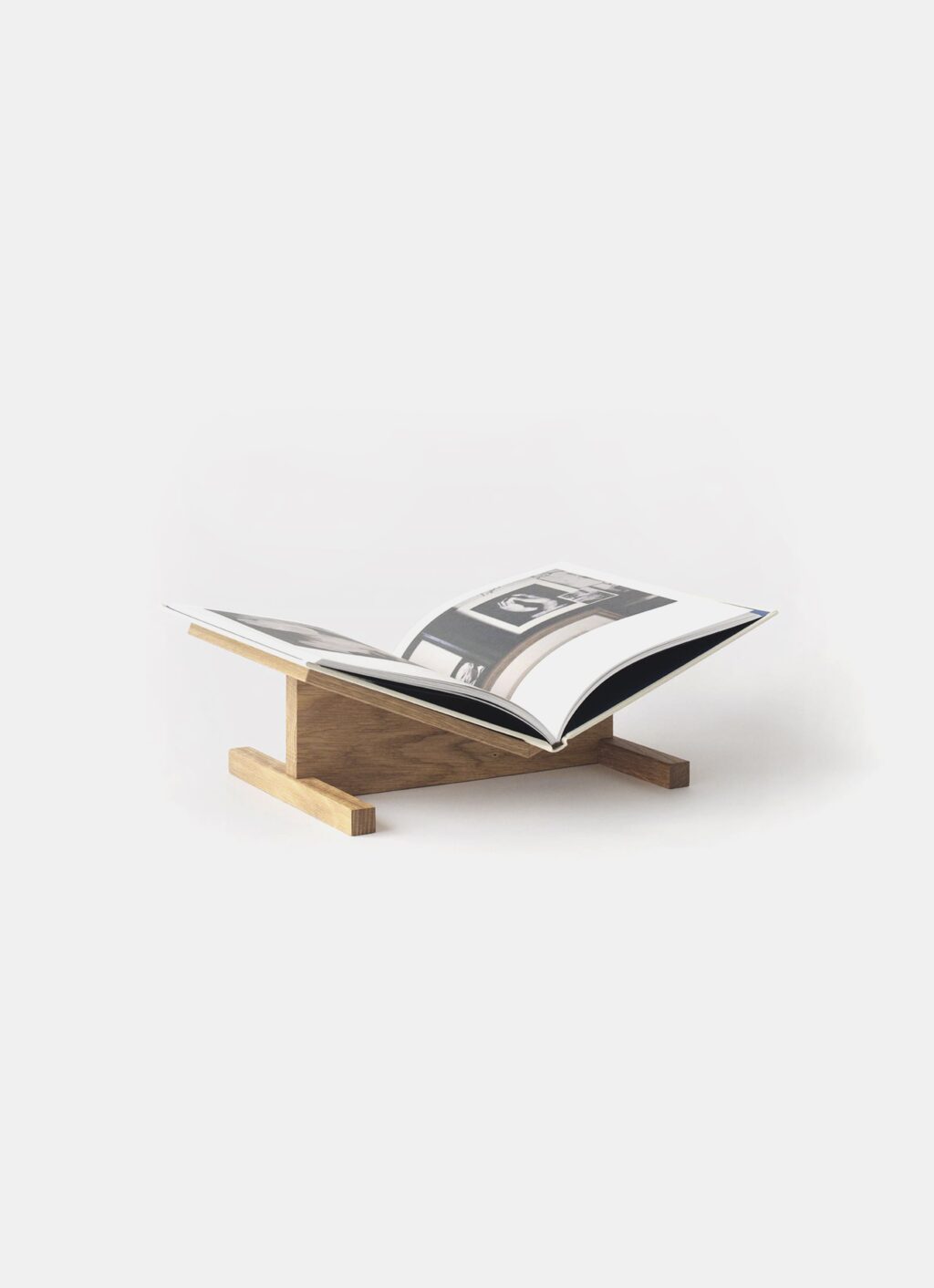 Volta-Vienna-Concept-Store-Christmas-2021-Gift-Interior-Design-Homegoods-Contemporary-Stylists-Minimalism
