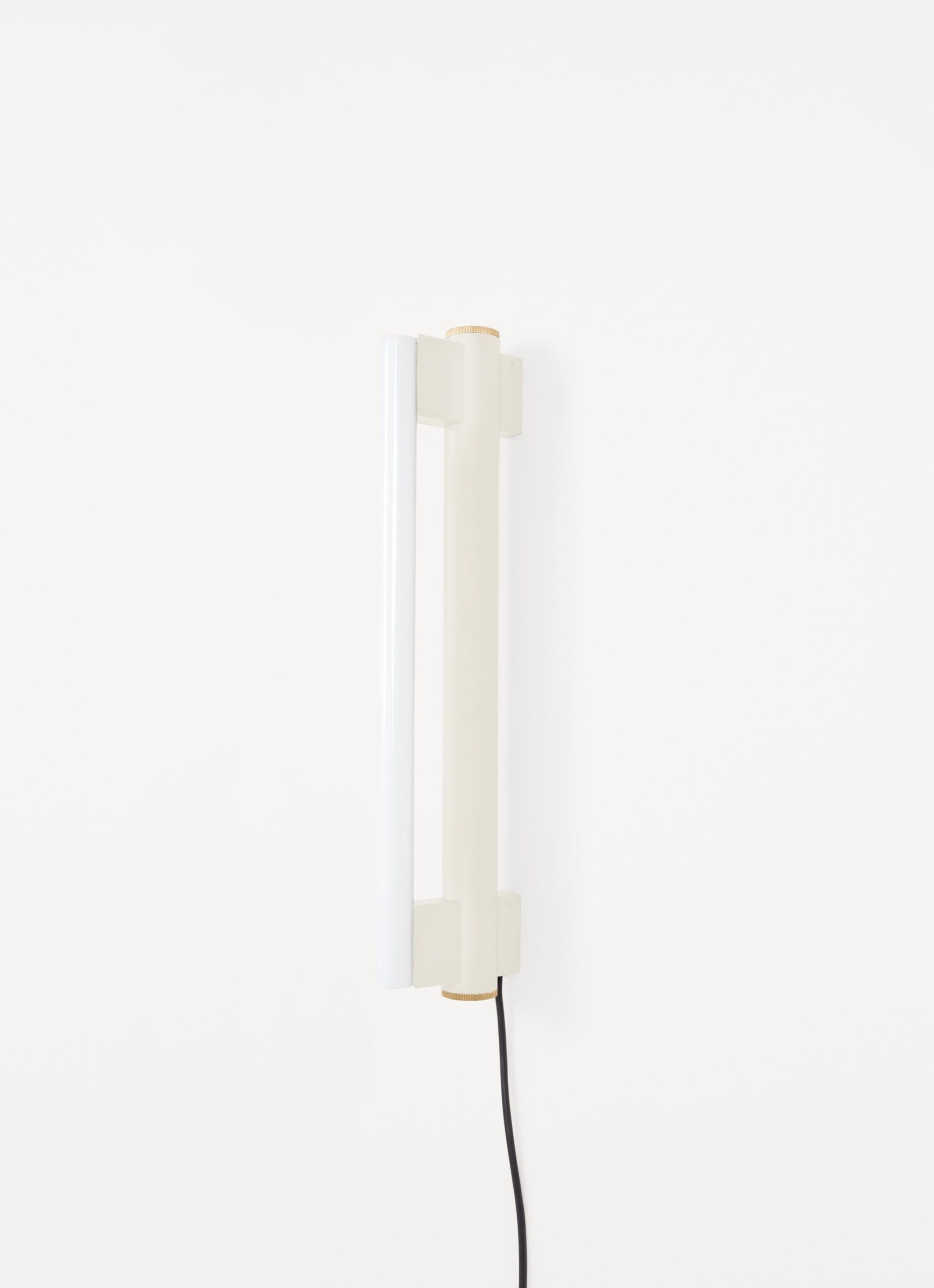 Frama - Eiffel Wall Lamp - Cream - Single 500
