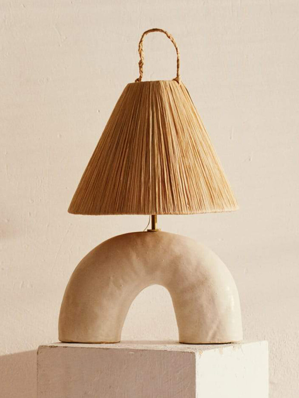 Marta Bonilla - Handmade Stoneware - Volta Lamp - white