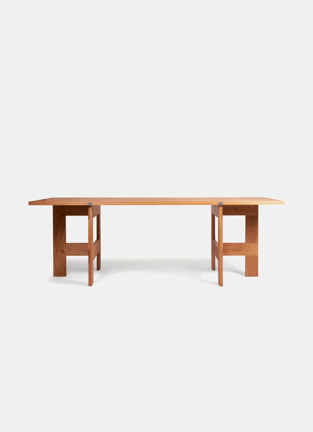 Frama - Farmhouse Table - Round 120cm – VOLTA