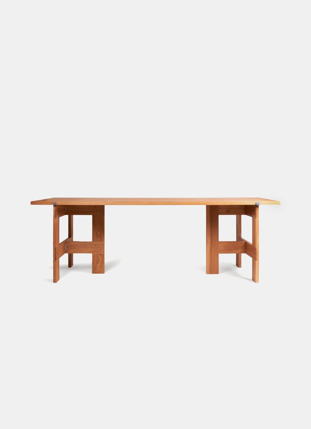 Frama - Farmhouse Table - Round 120cm – VOLTA