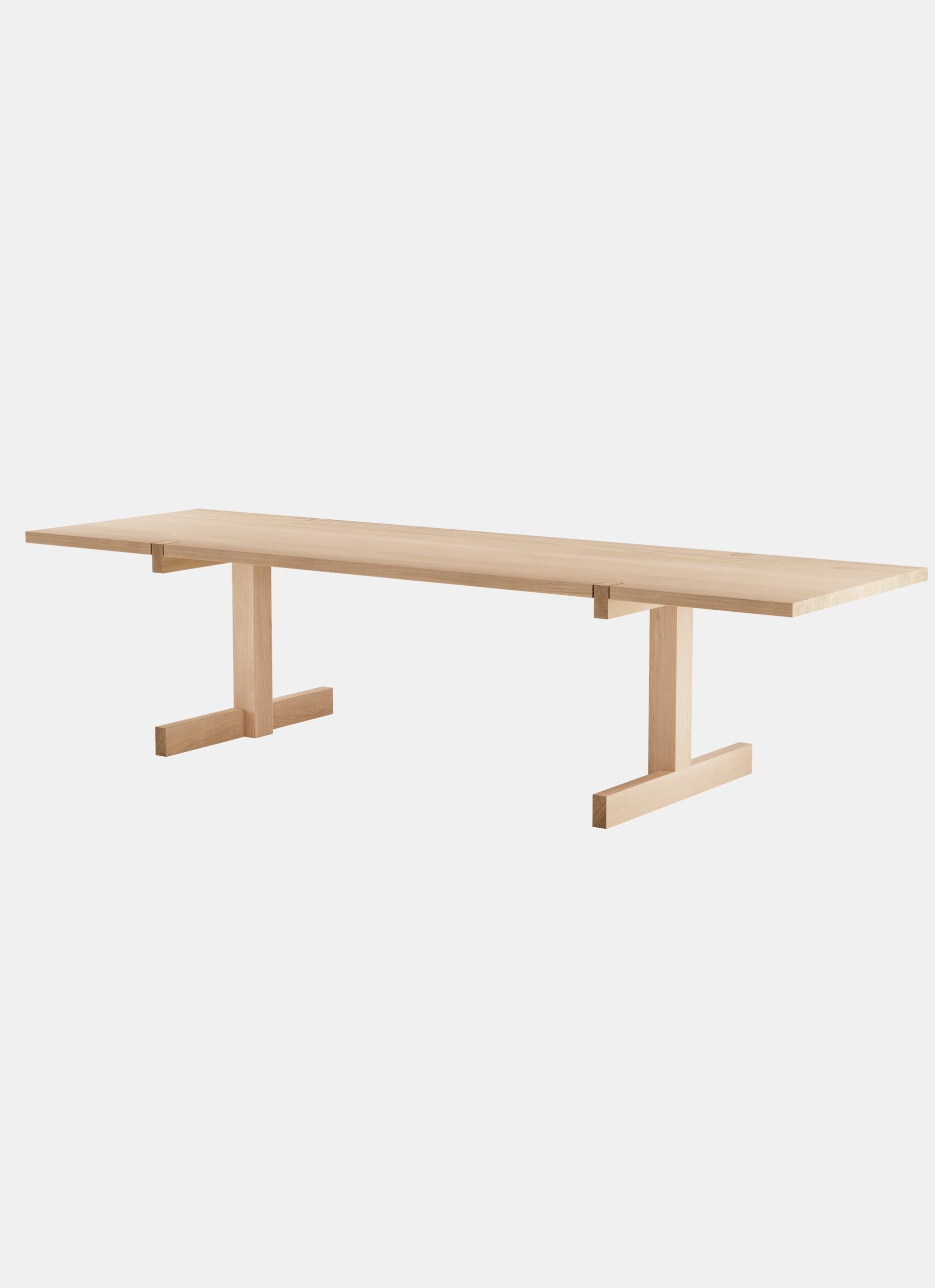 Objekte unserer Tage - OUT - Richter - Table - different woods and sizes