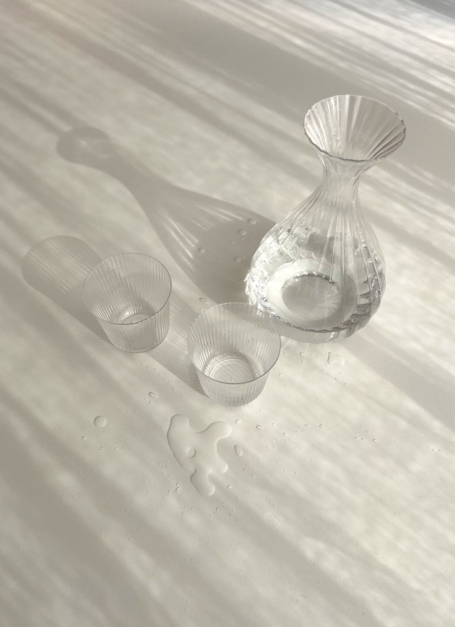 Serax – Sergio Herman – Inku Glassware – Transparent ribbed glass – Carafe - 180cl