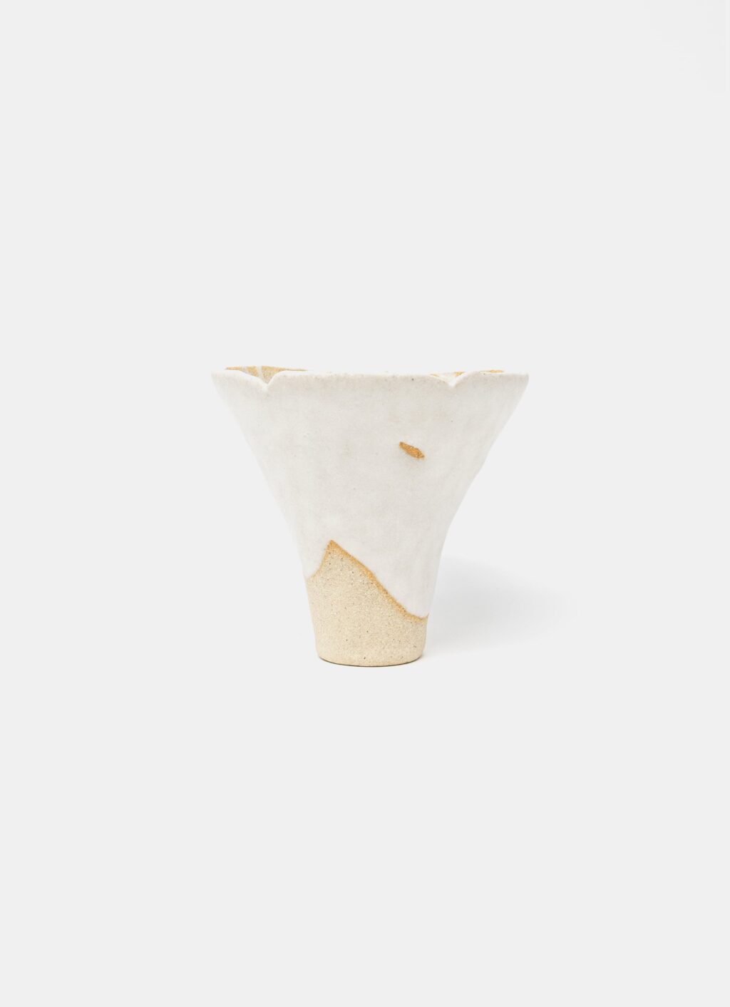 Mano Mani - Ikebana Vase - Light Stoneware and white glaze - 2