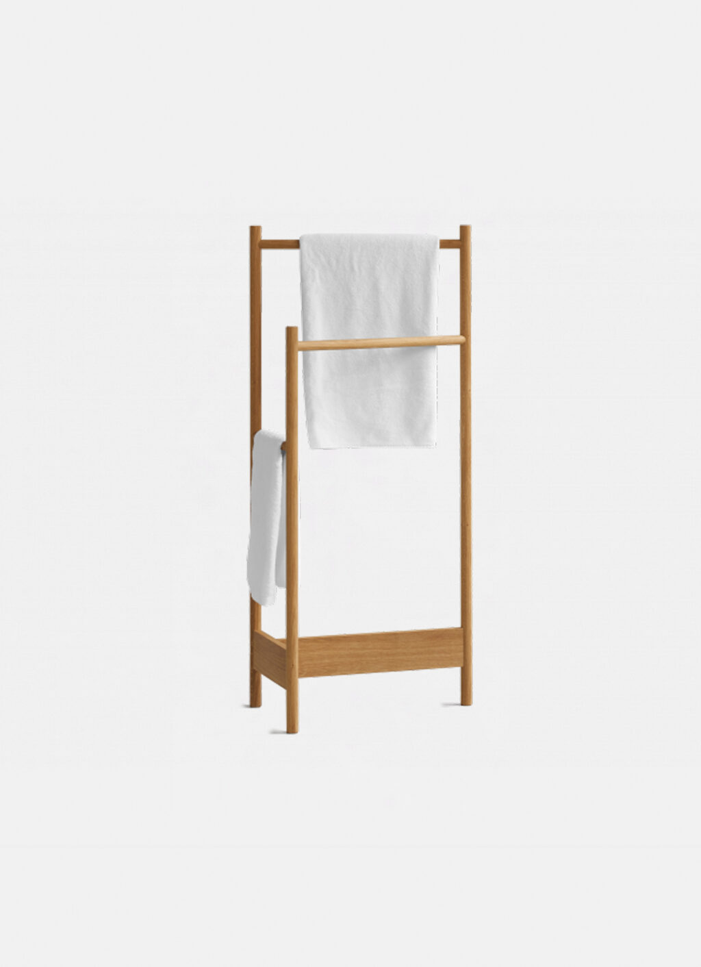 e15 - Stefan Diez - EK04 Tripod - Wardrobe stand
