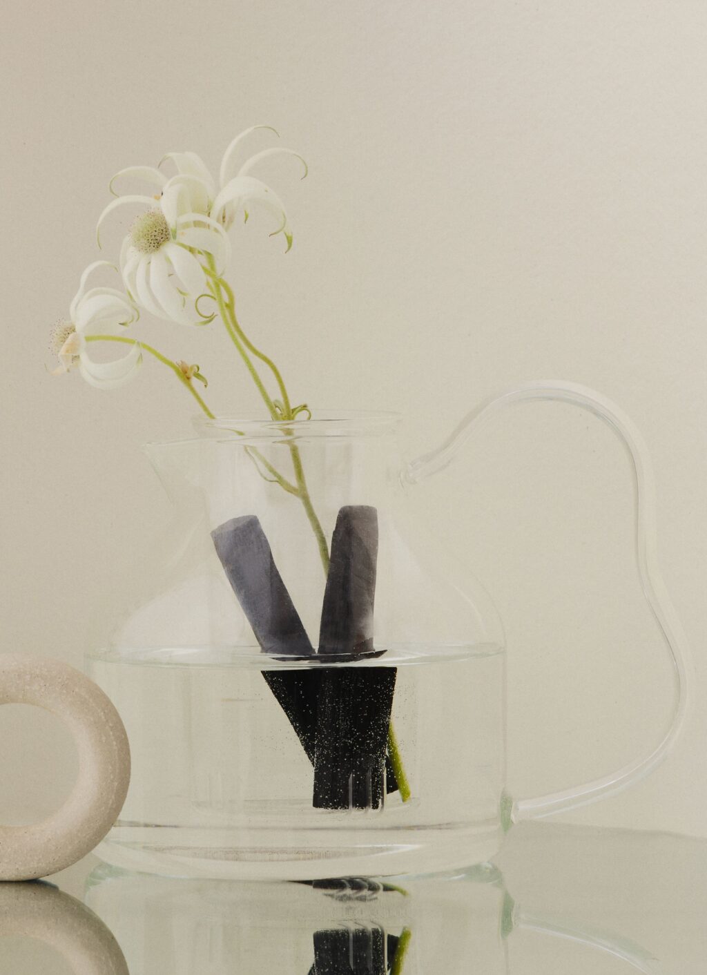 Matias Møllenbach - Glass Teapot