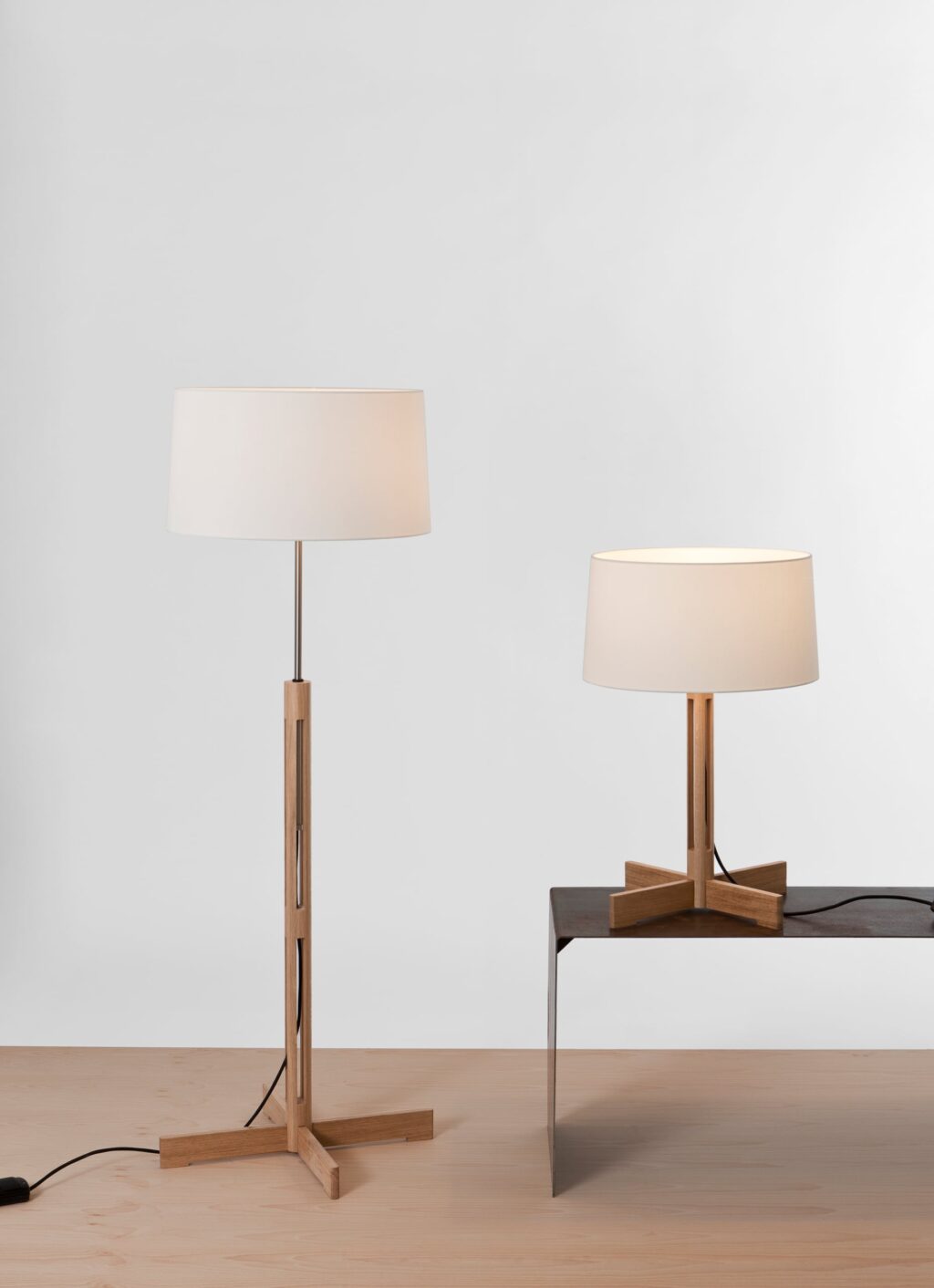 Santa & Cole - FAD - Miguel Milá - 1974 - Floor lamp