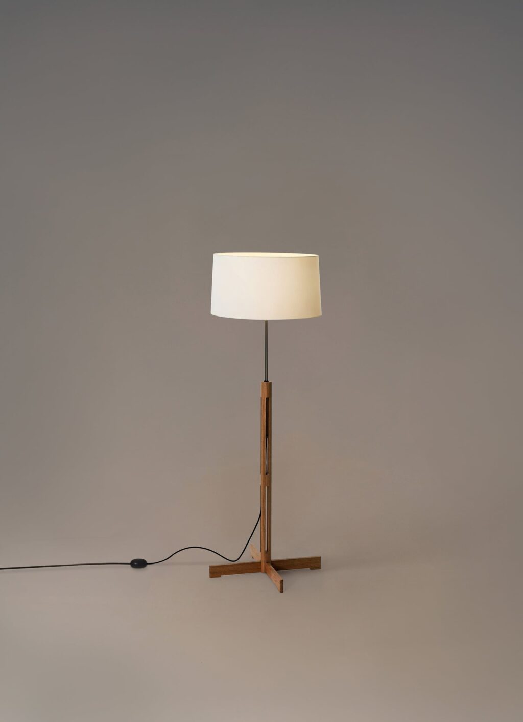 Santa & Cole - FAD - Miguel Milá - 1974 - Floor lamp