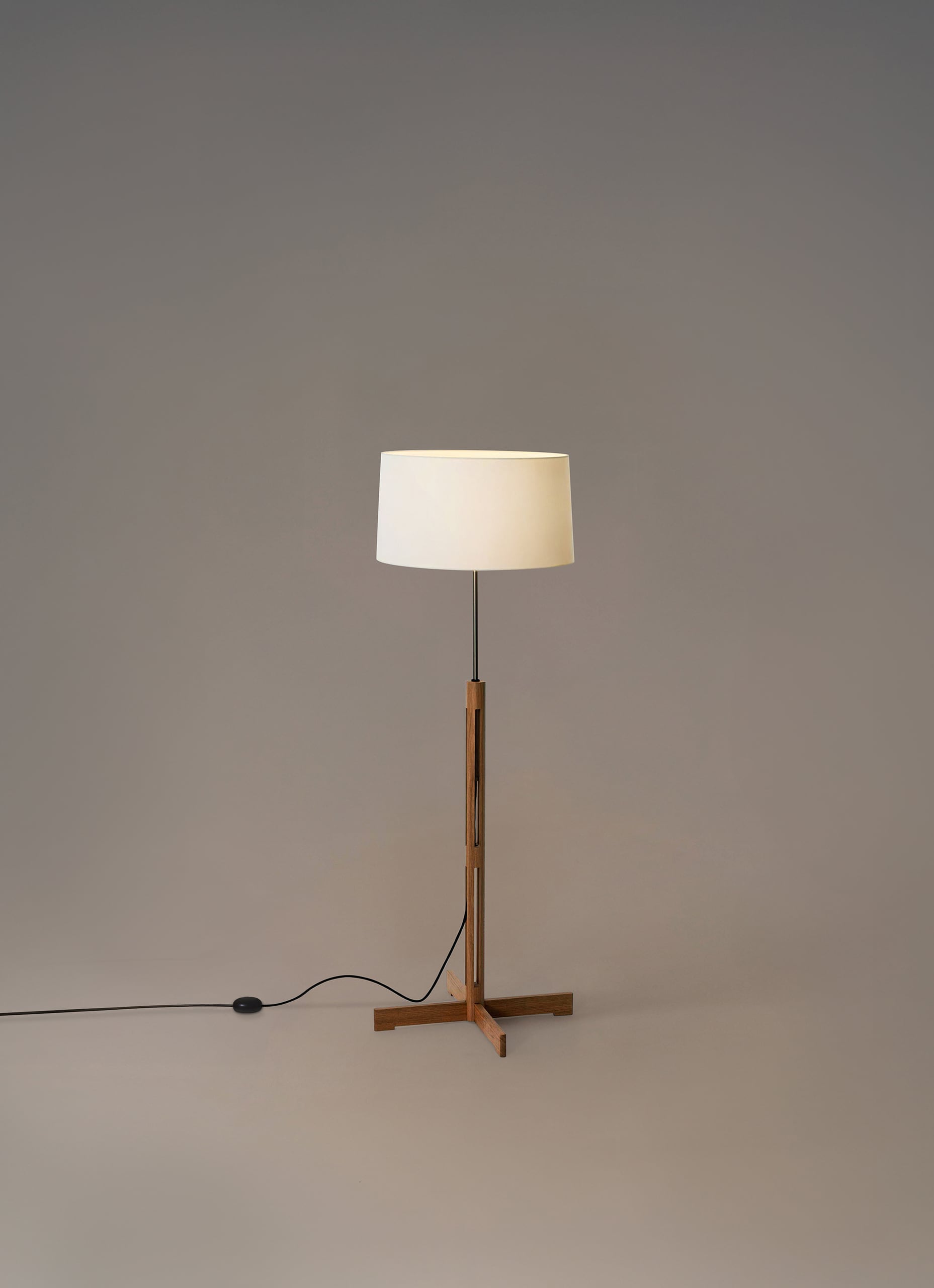 Santa & Cole - FAD - Miguel Milá - 1974 - Floor lamp