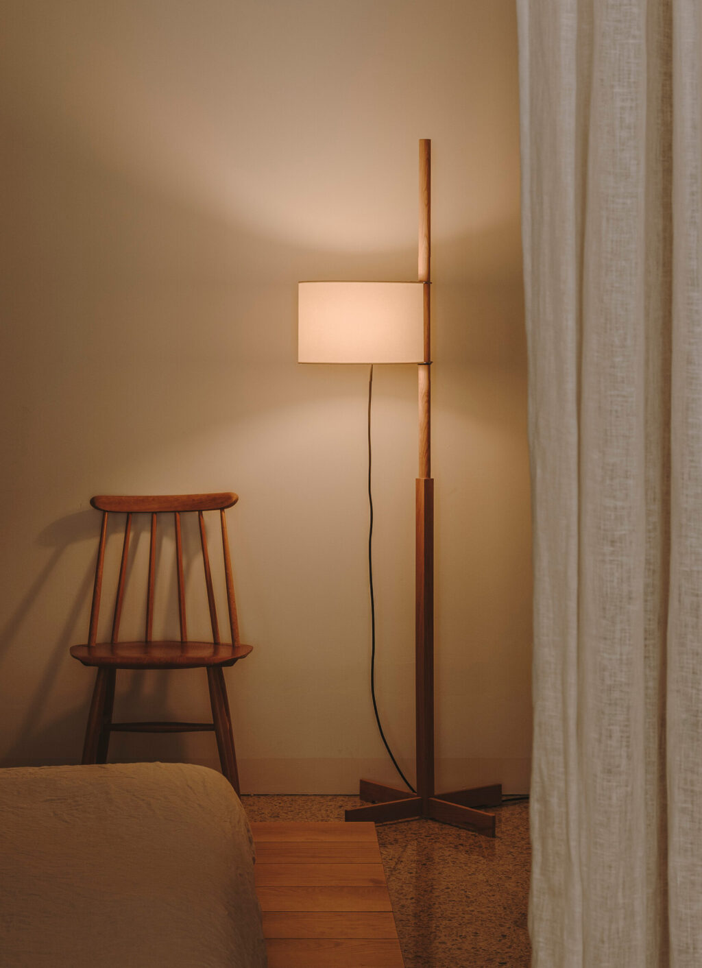 Santa & Cole - TMM - Miguel Milá - 1961 - Floor lamp
