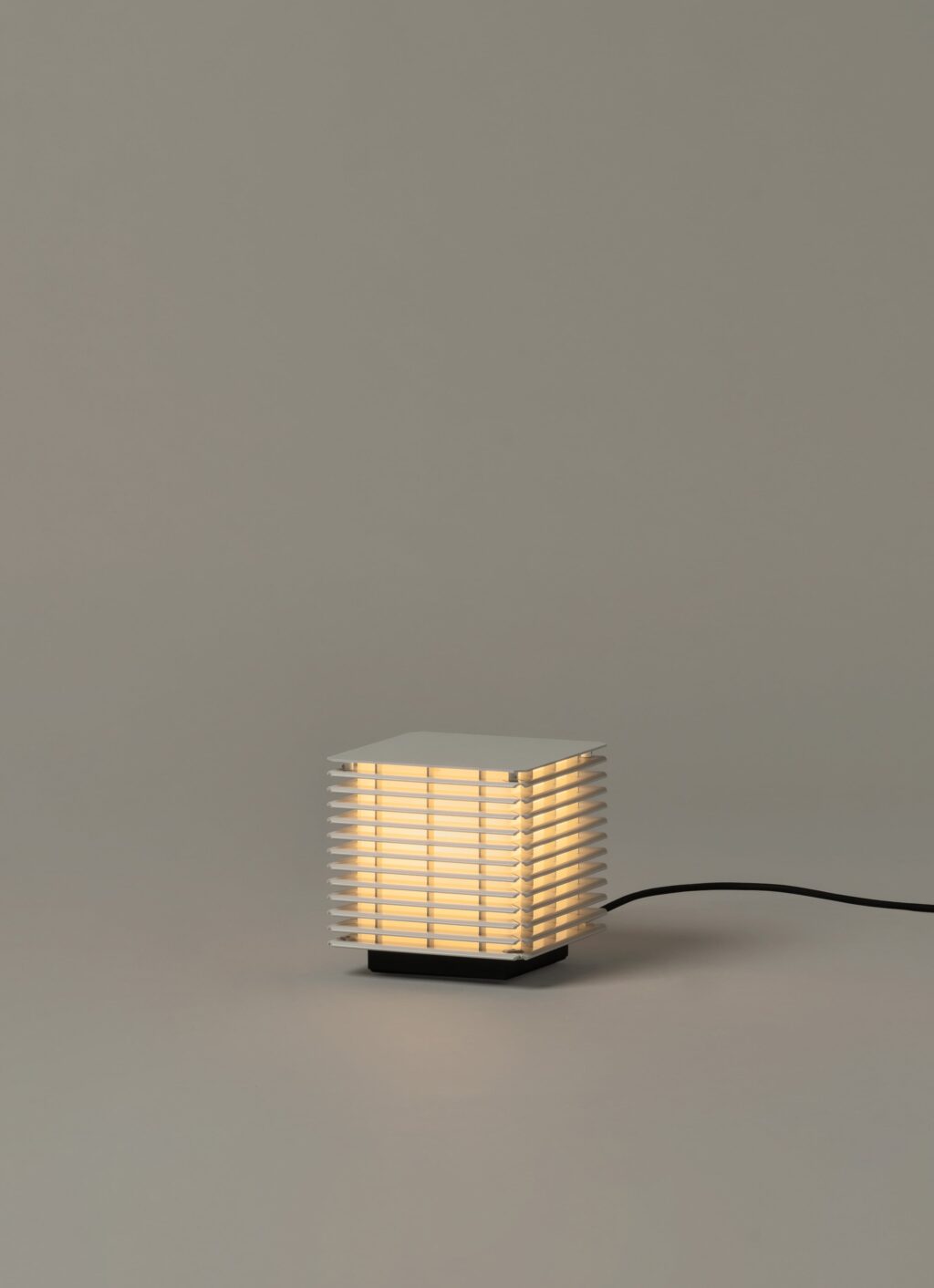 Santa & Cole - Antoni Arola - Shiro 17 interior