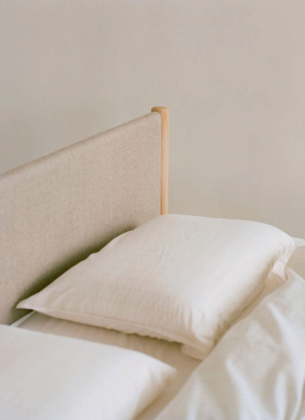 RYE - Veng x Re-Wool Bed Frame