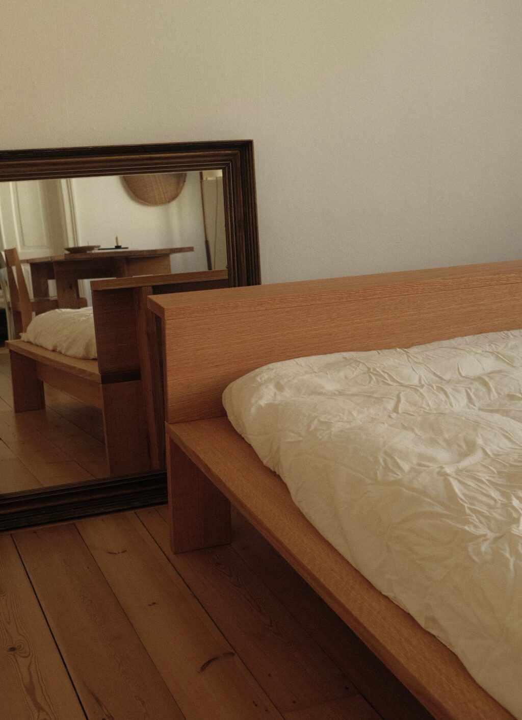 RYE - Hem Bed Frame