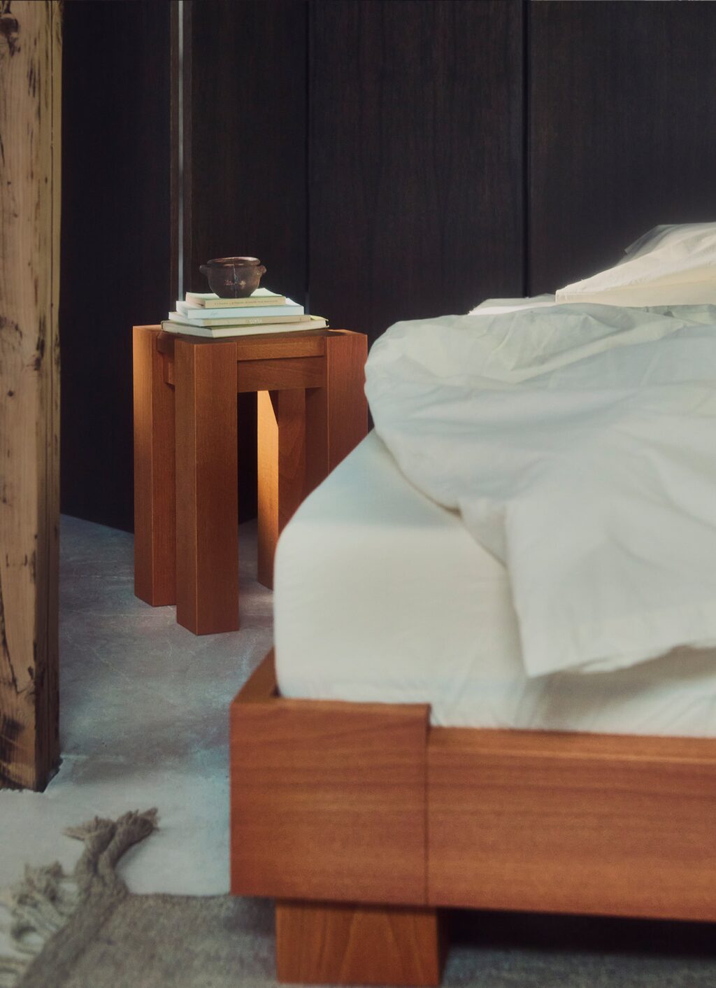 RYE - Solido Side Table