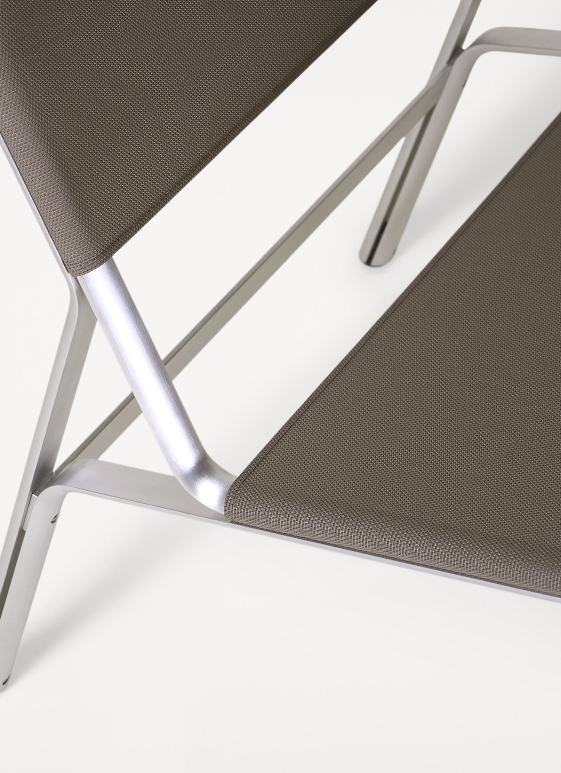 Frama - Union Easy Chair - Taupe Mesh
