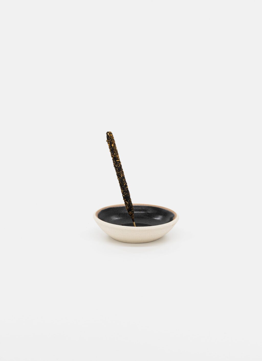 Incausa – Handmade Stoneware Incense Holder – Black