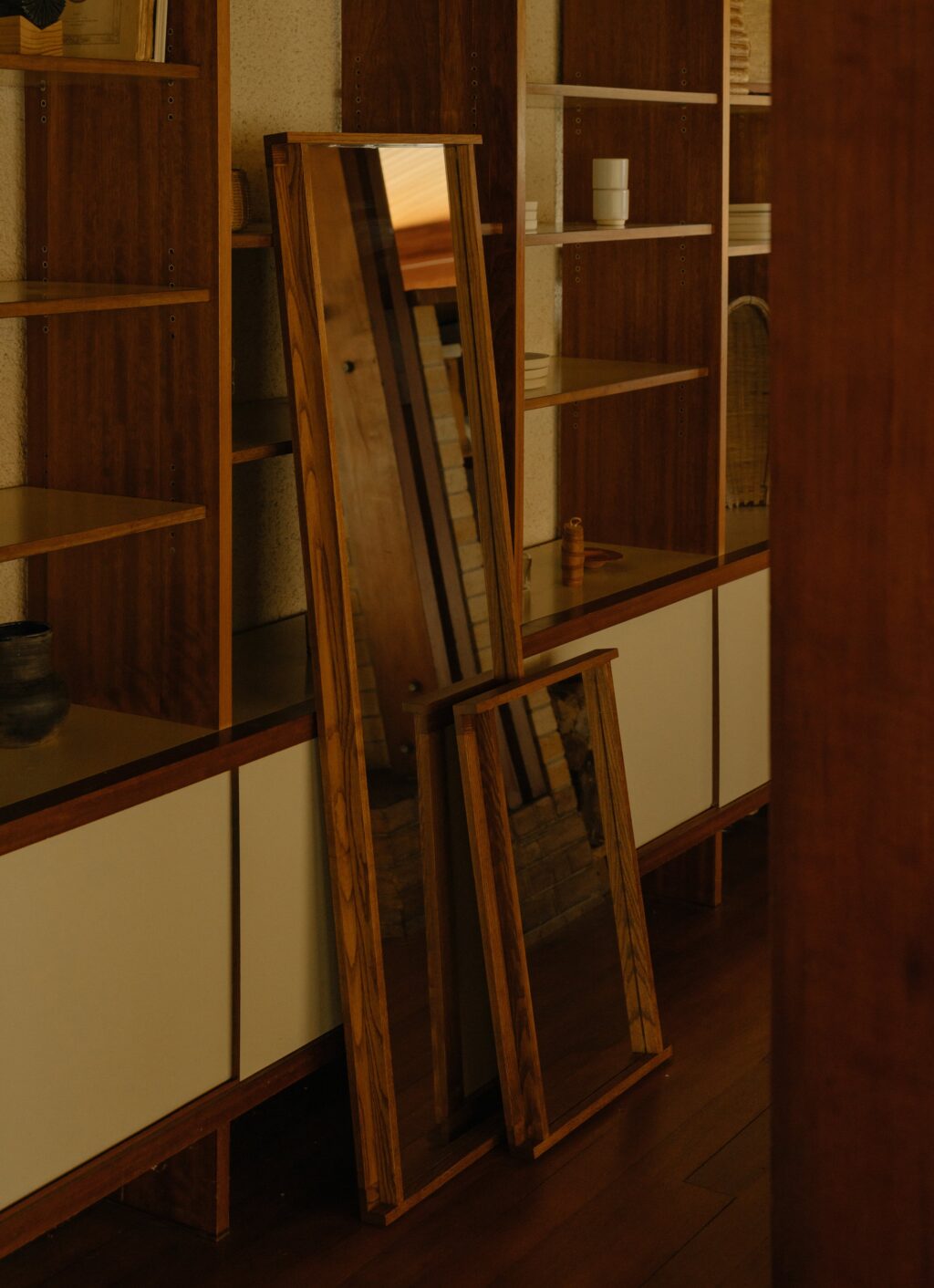 Alternative view of Frama - Symmetry Mirror - Honey Ash Wood - Large