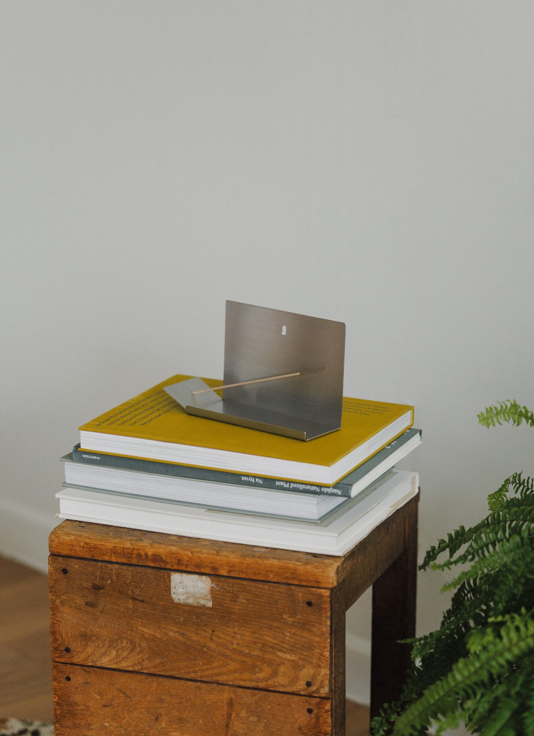 wugo - Stainless Steel - Hanging Incense Holder
